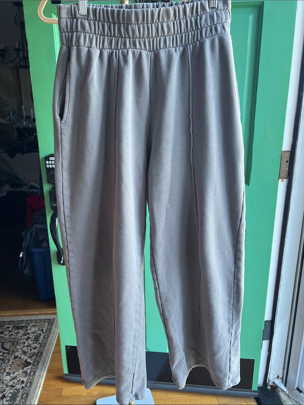 Forever 21 women’s Light Gray Elastic-high Waist Jogger Pants / Large